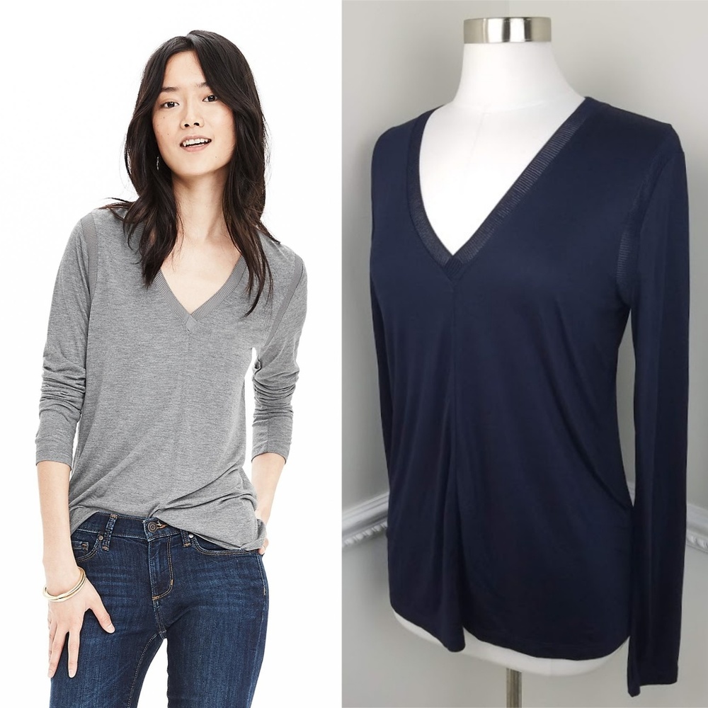 NWT Banana Republic Rib Trim V-Neck Tee, Blue